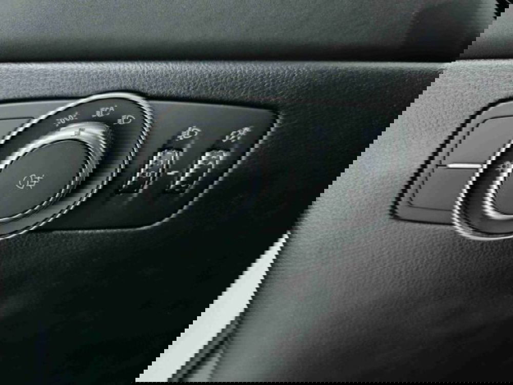 Alfa Romeo Tonale usata a Catania (18)