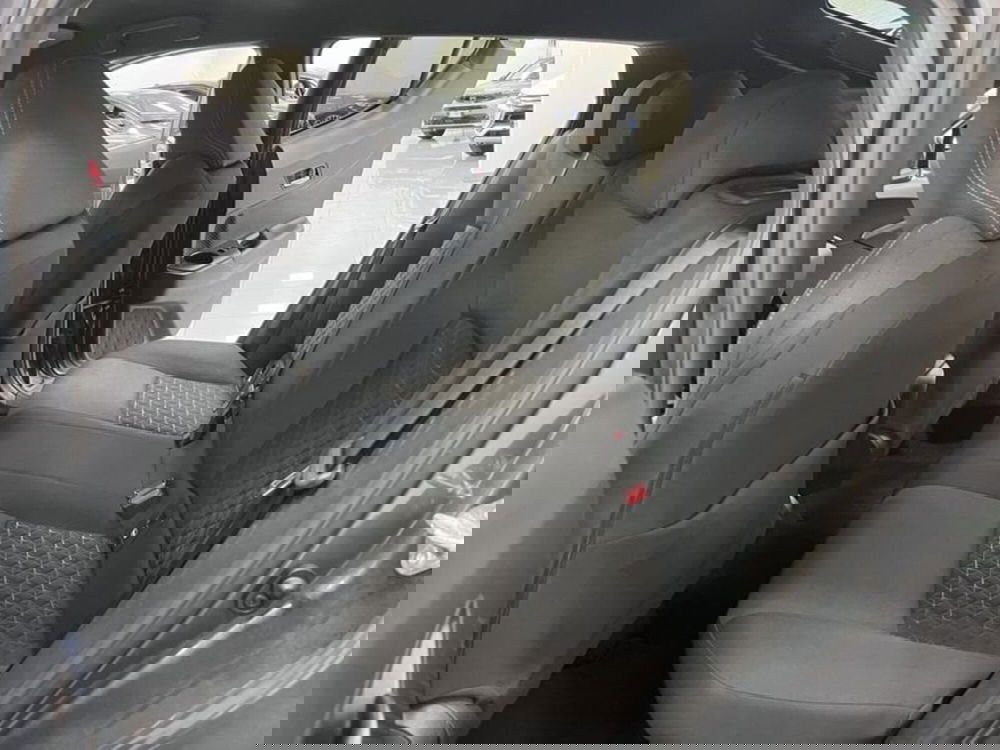 Toyota Toyota C-HR usata a Prato (9)