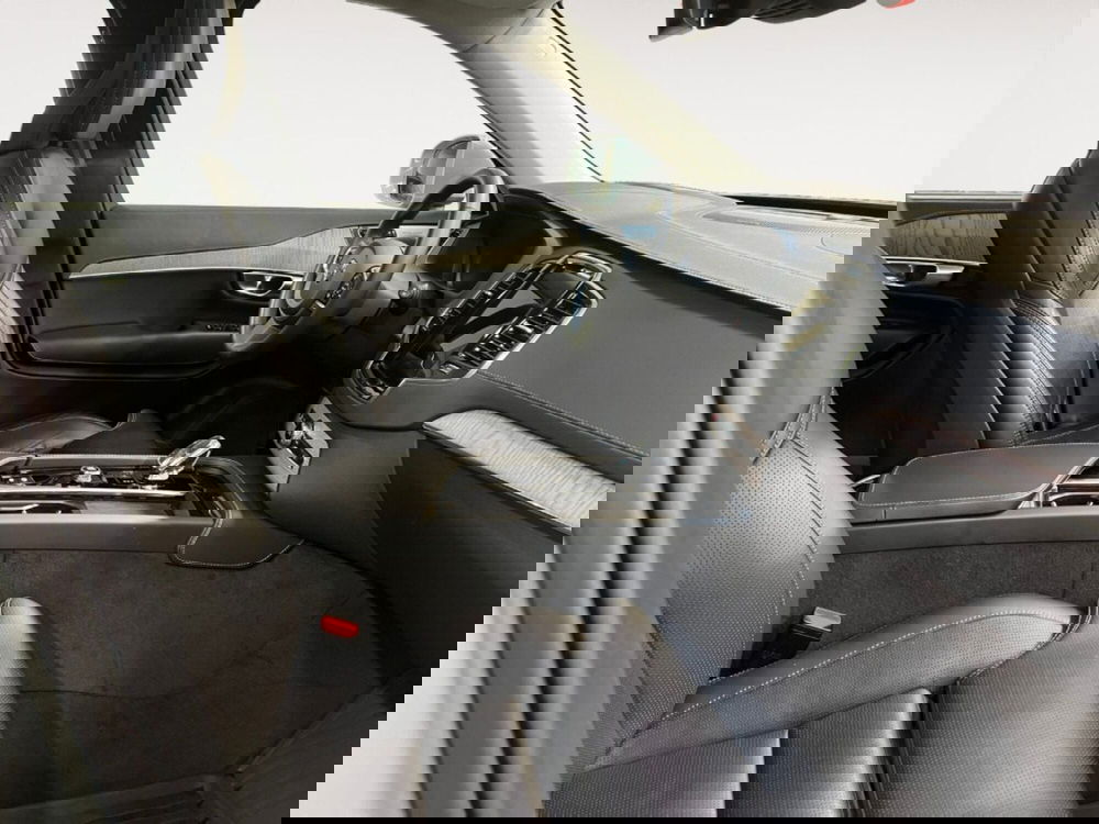 Volvo XC90 usata a Verona (8)