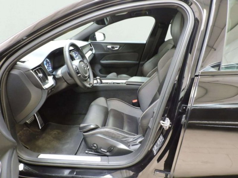 Volvo V60 usata a Firenze (11)