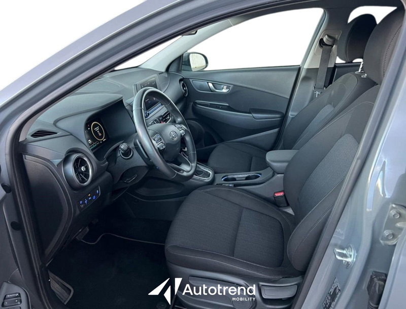 Hyundai Kona usata a Bari (6)