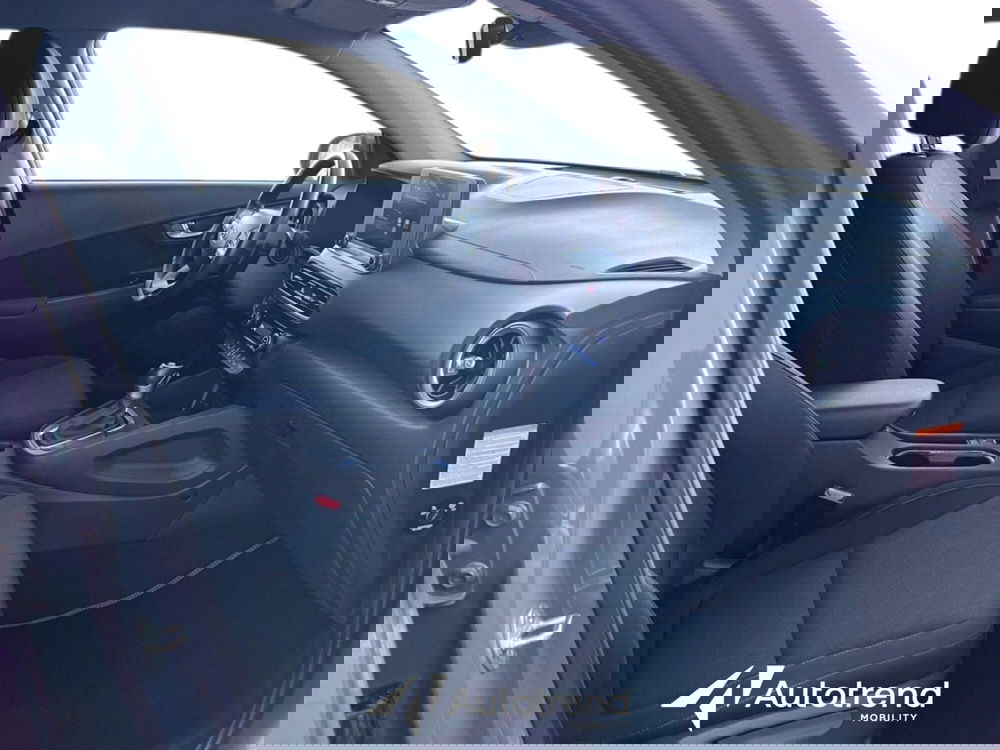 Hyundai Kona usata a Bari (7)