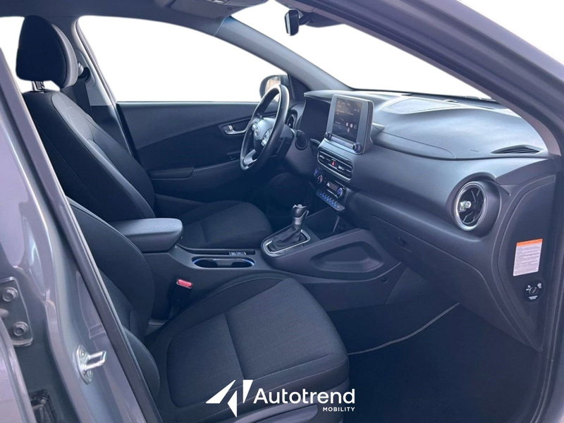 Hyundai Kona usata a Bari (7)