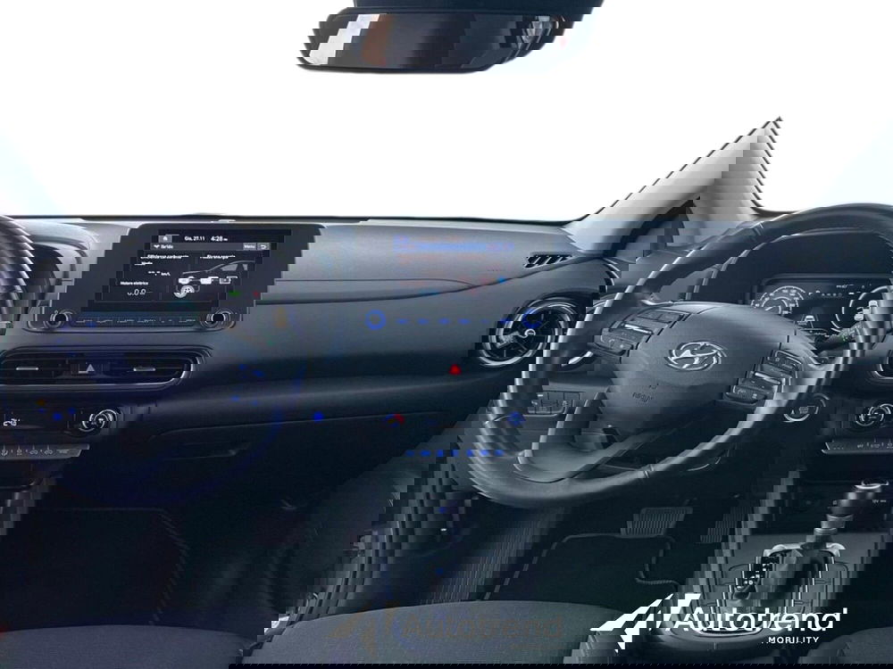 Hyundai Kona usata a Bari (8)