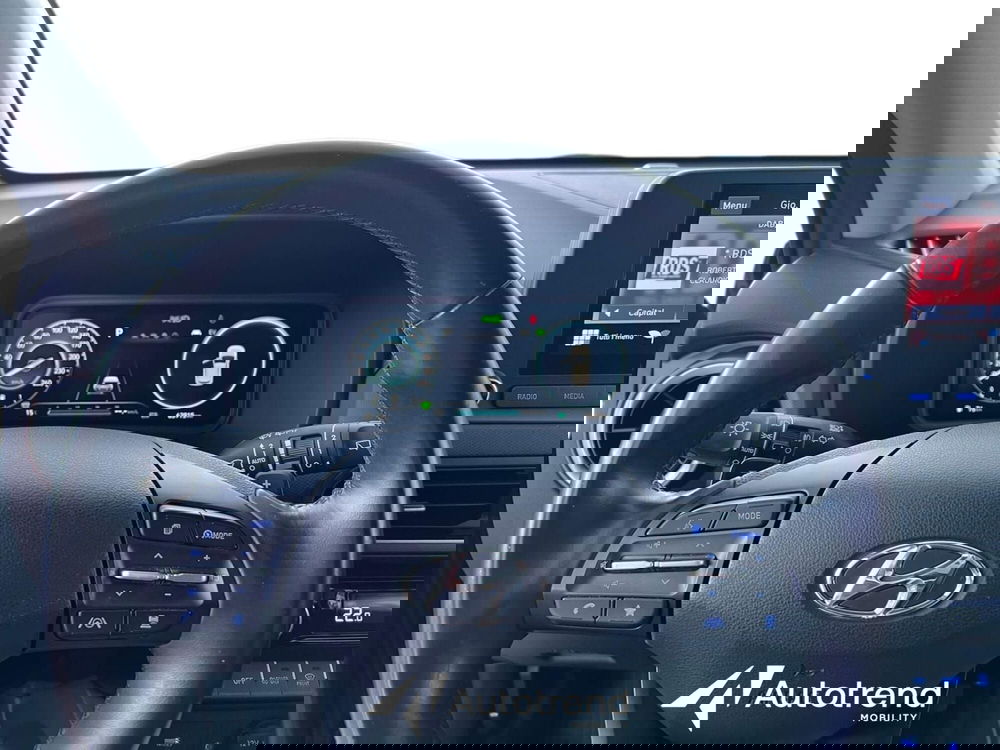 Hyundai Kona usata a Bari (9)