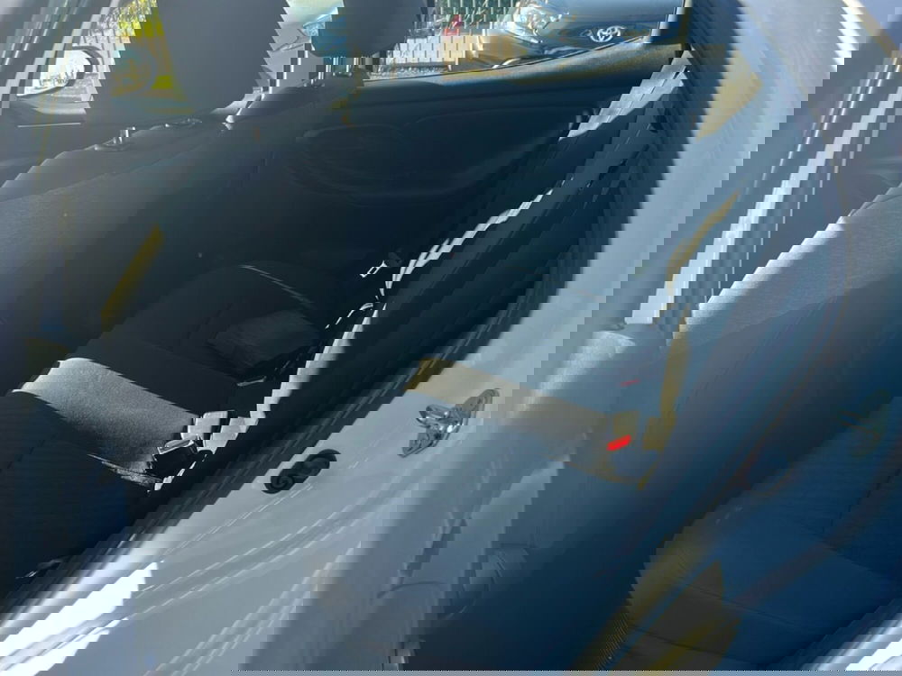 Toyota Yaris usata a Milano (12)