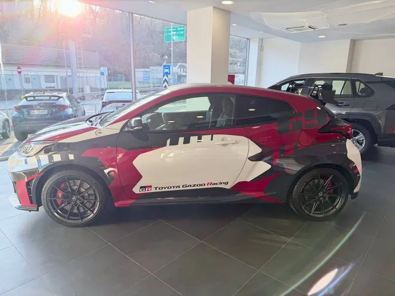 Toyota GR Yaris nuova a Como (2)