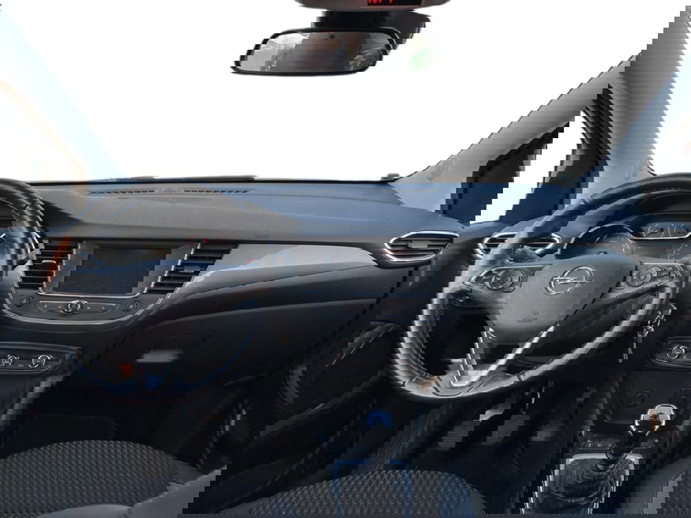 Opel Crossland X usata a Torino (6)