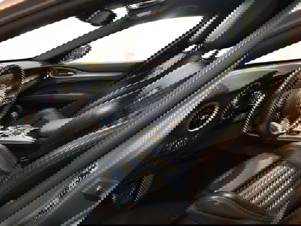 Alfa Romeo Stelvio usata a Torino (10)