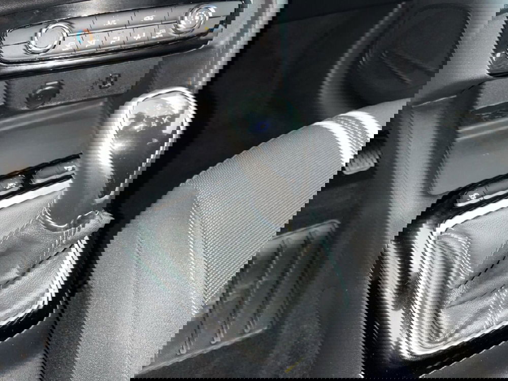 Opel Corsa usata a Torino (11)