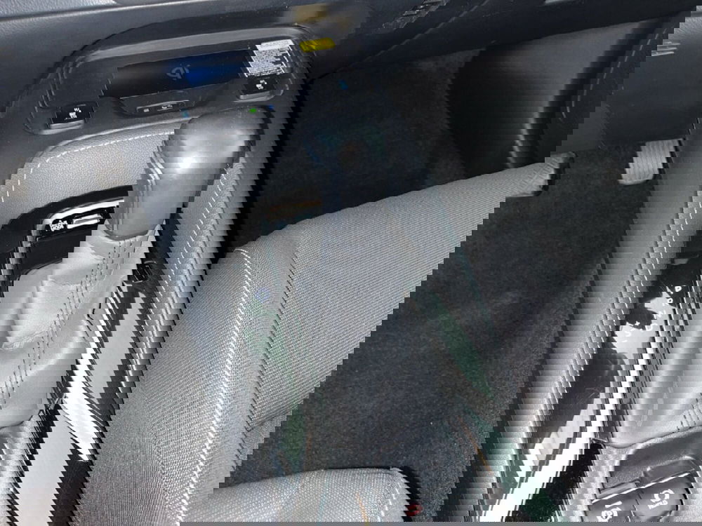 Toyota Corolla Touring Sports usata a Torino (14)