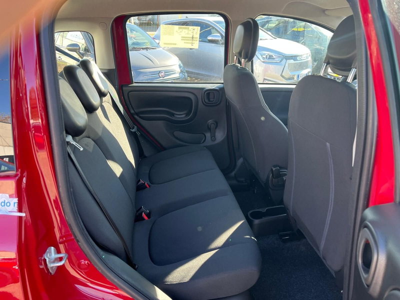 Fiat Panda Cross nuova a Milano (12)