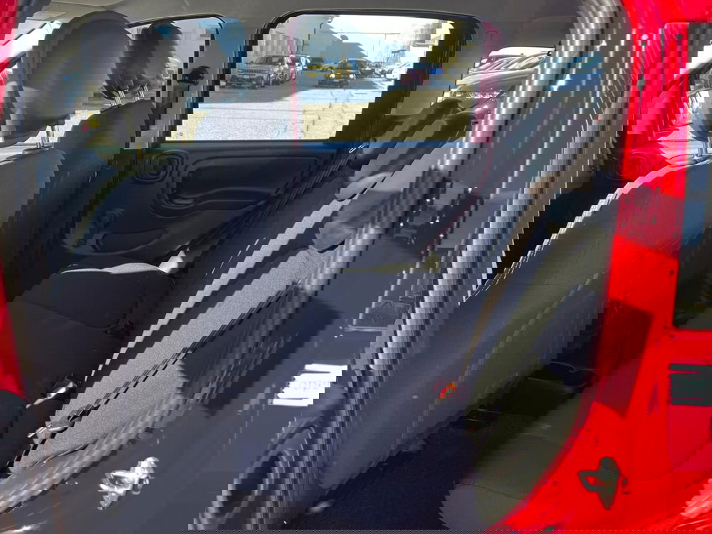 Fiat Panda Cross nuova a Milano (13)