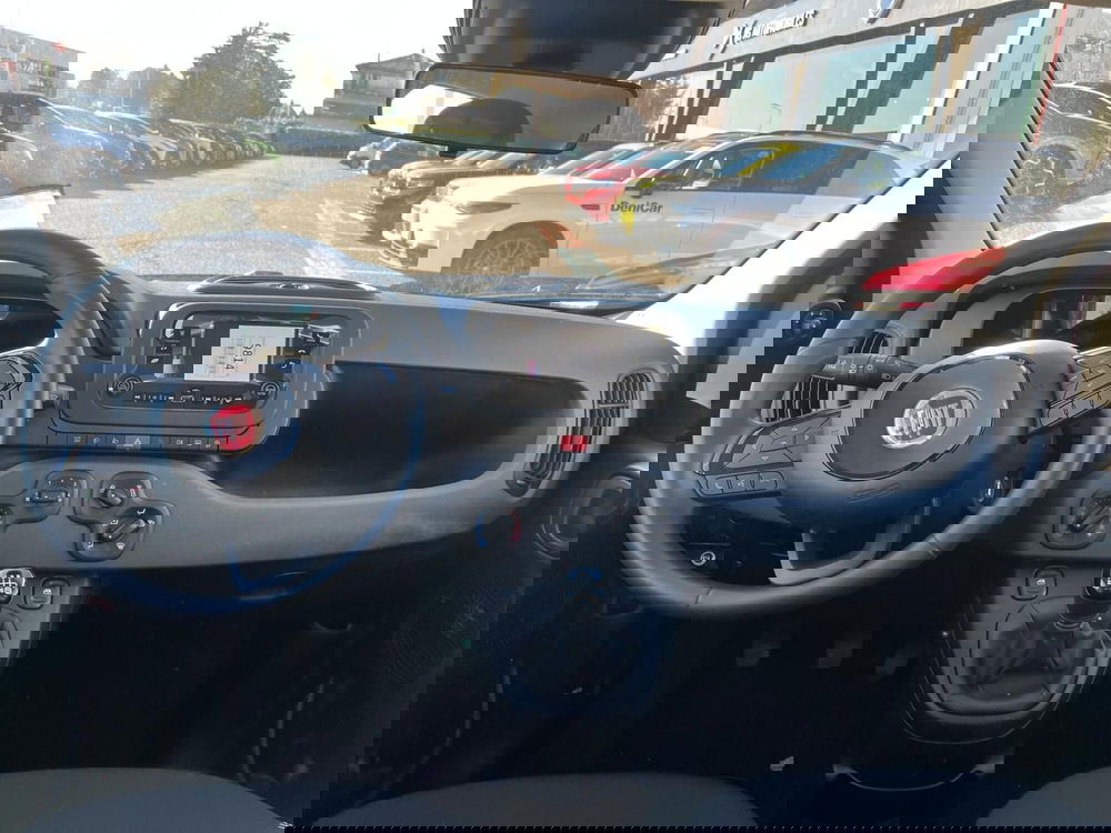 Fiat Panda Cross nuova a Milano (14)