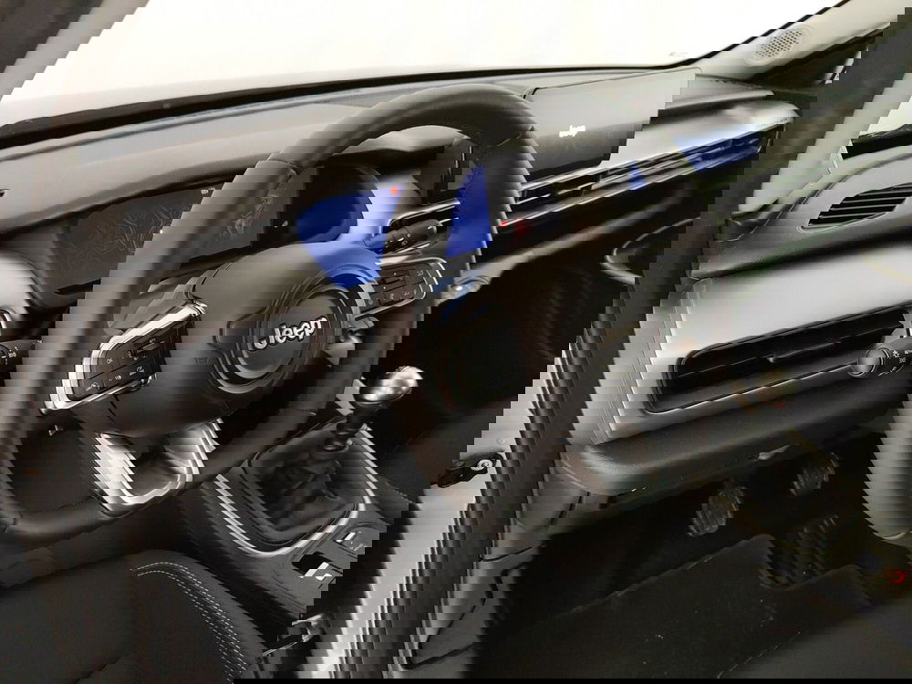 Jeep Avenger usata a Caserta (16)