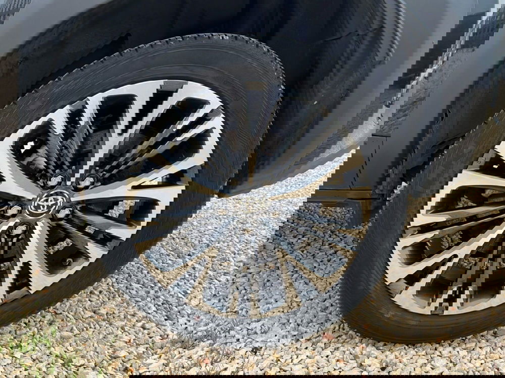 Toyota Yaris Cross usata a Catania (6)