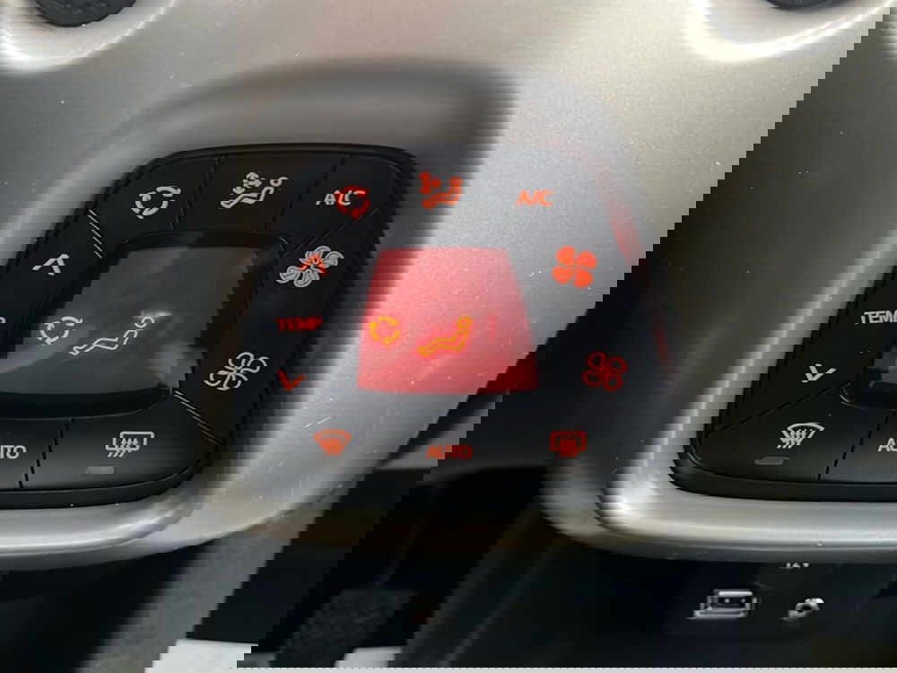 Toyota Aygo usata a Catania (14)