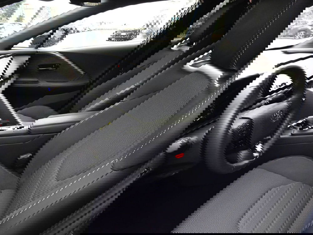 Toyota Toyota C-HR usata a Treviso (9)