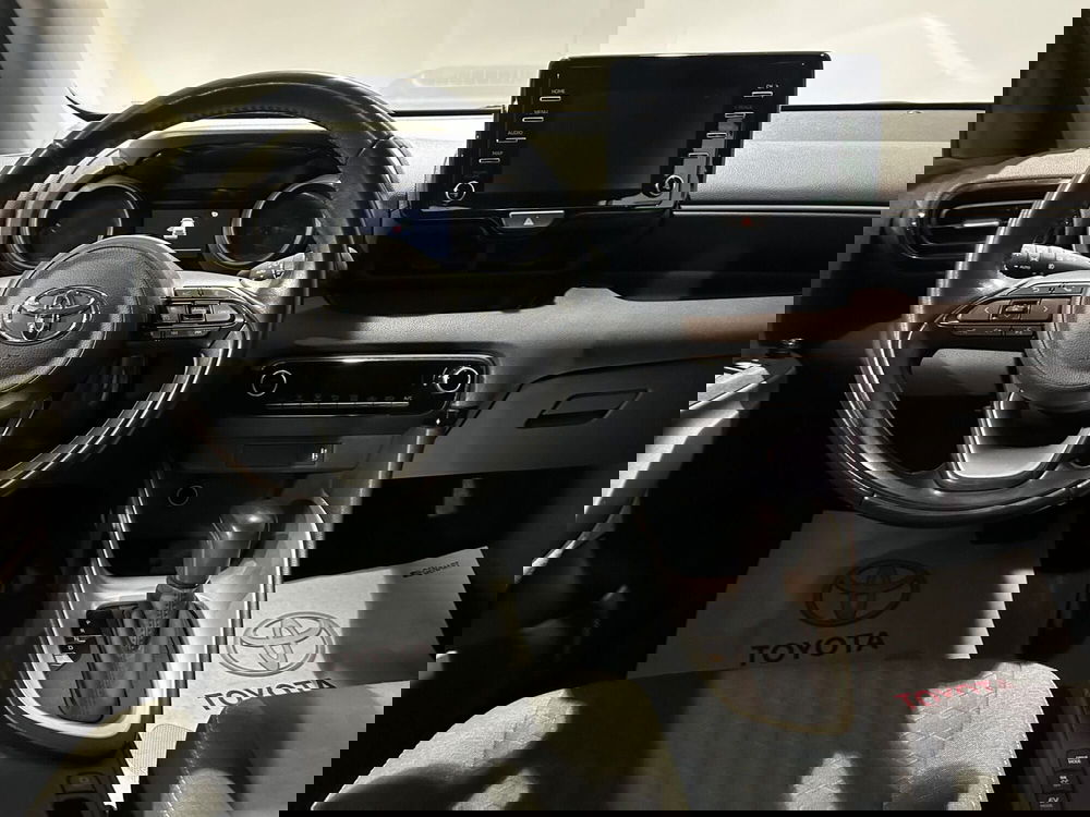 Toyota Yaris usata a Milano (9)