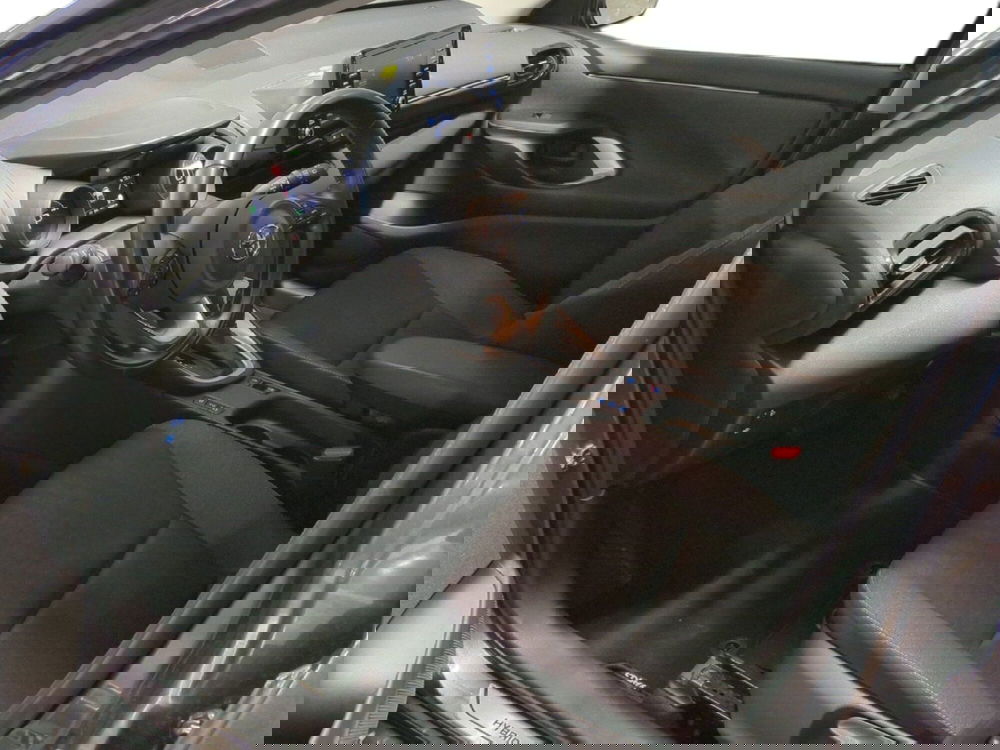 Toyota Yaris usata a Milano (12)