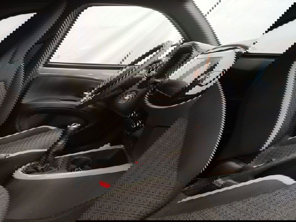 Toyota Aygo X usata a Roma (5)