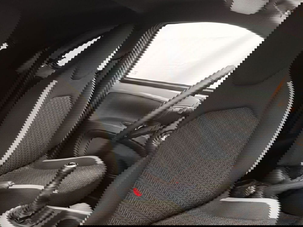 Toyota Aygo X usata a Roma (6)