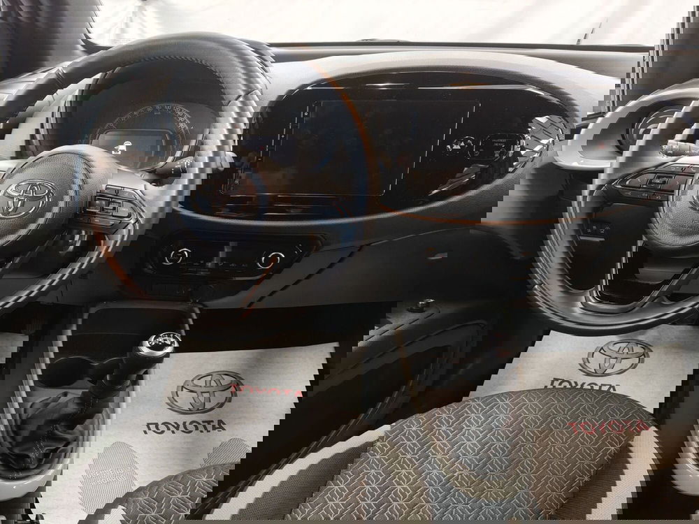 Toyota Aygo X usata a Roma (9)