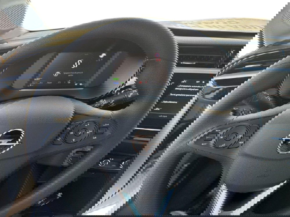 Opel Corsa-e nuova a Caltanissetta (12)