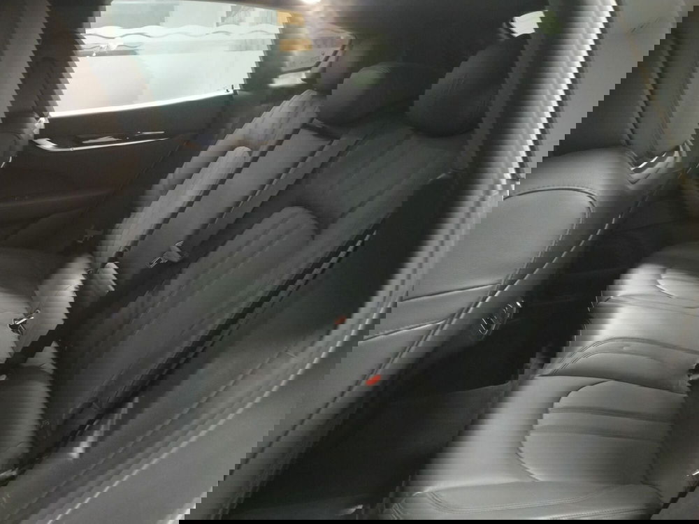Maserati Levante usata a Reggio Emilia (11)