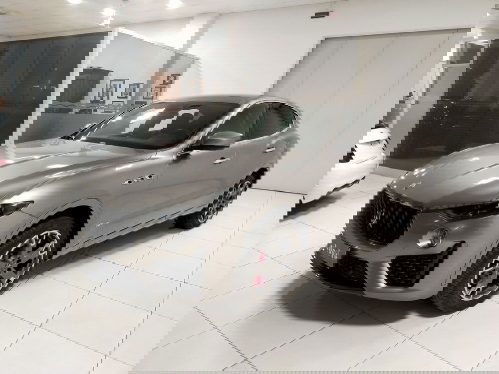 Maserati Levante usata a Reggio Emilia (3)