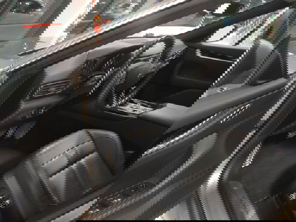 Maserati Levante usata a Reggio Emilia (9)