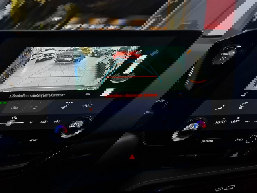 Lexus NX usata a Bologna (13)