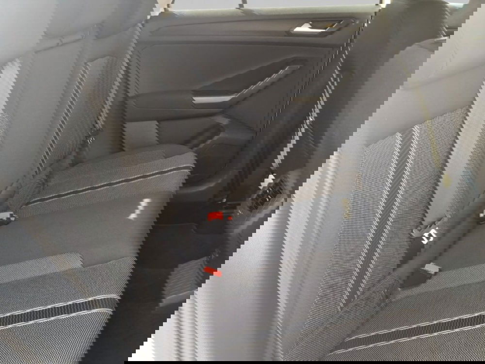 Volkswagen T-Roc usata a Pisa (11)