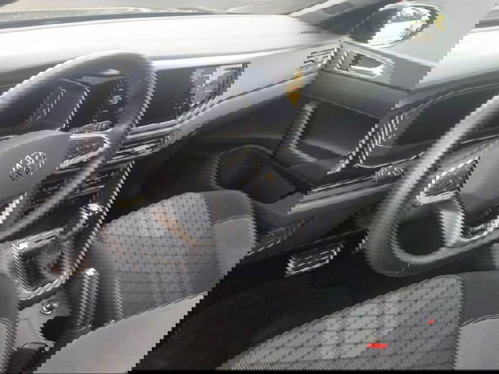 Volkswagen Taigo usata a Livorno (13)