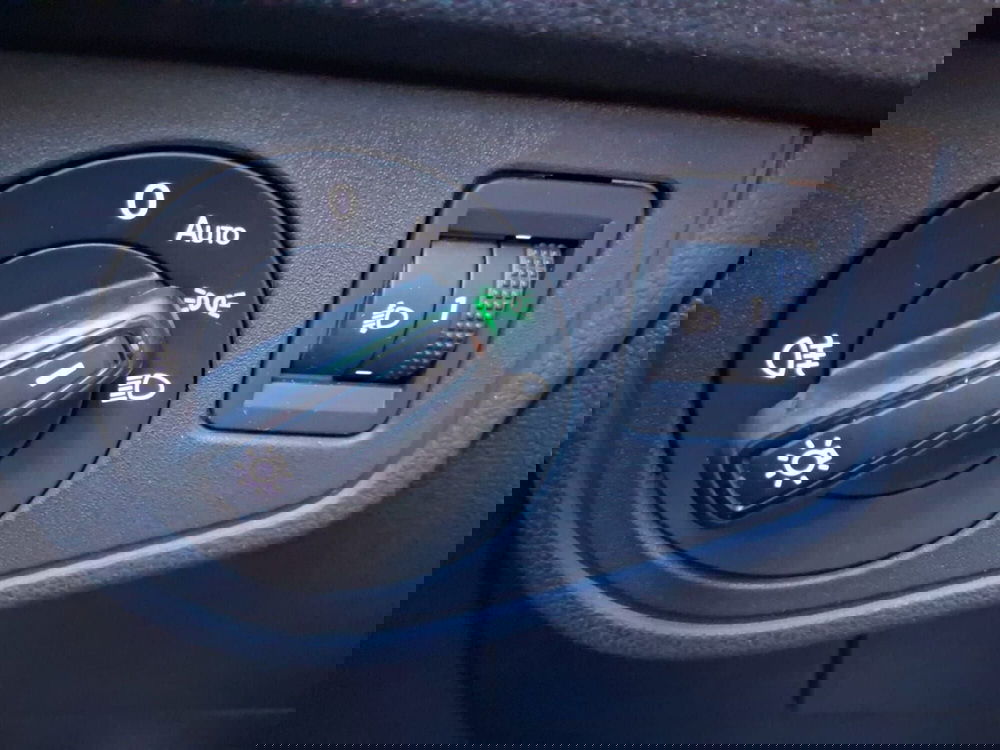 Volkswagen Taigo usata a Bologna (17)