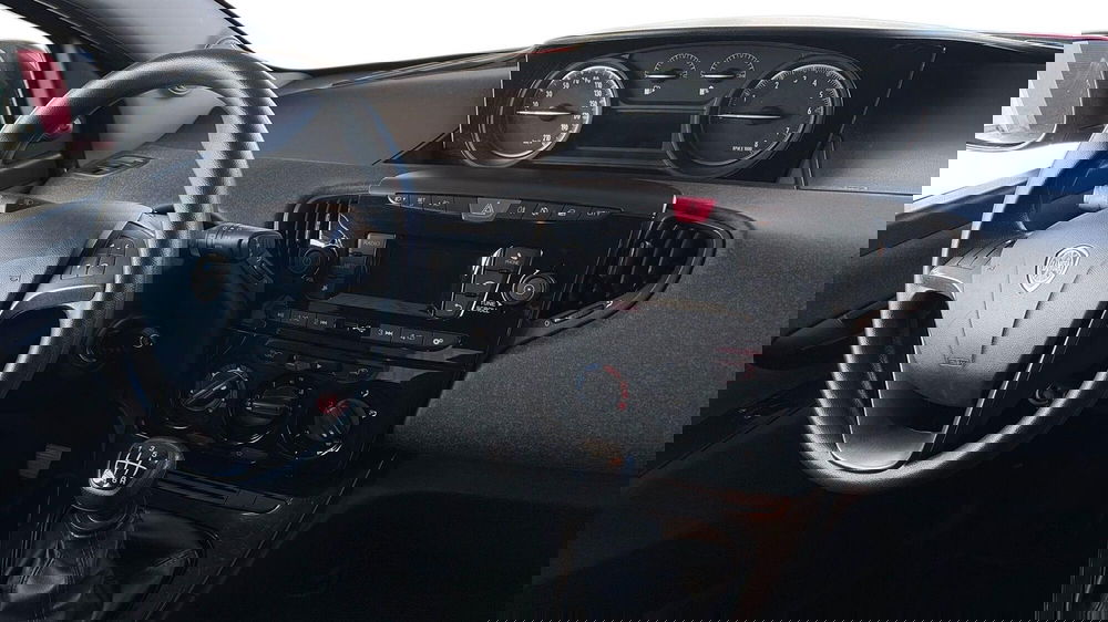 Lancia Ypsilon usata a Catania (12)