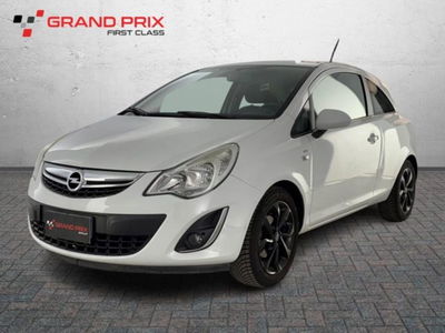 Opel Corsa 1.2 3 porte Elective del 2012 usata a Castenaso