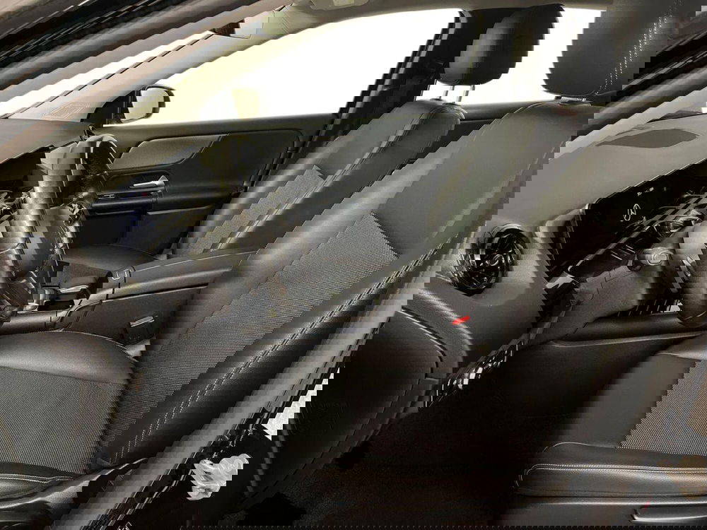 Mercedes-Benz GLA SUV usata a Milano (10)