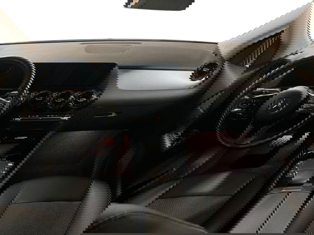 Mercedes-Benz GLA SUV usata a Milano (9)