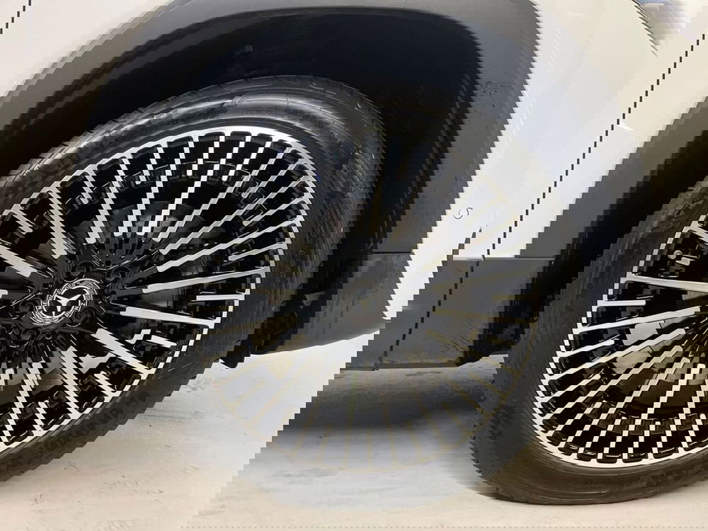 Mercedes-Benz EQB usata a Milano (17)