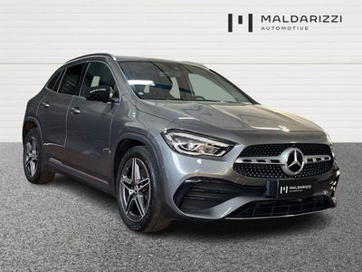 Mercedes-Benz GLA SUV 180 d AMG Line Premium Plus auto del 2022 usata a Bari