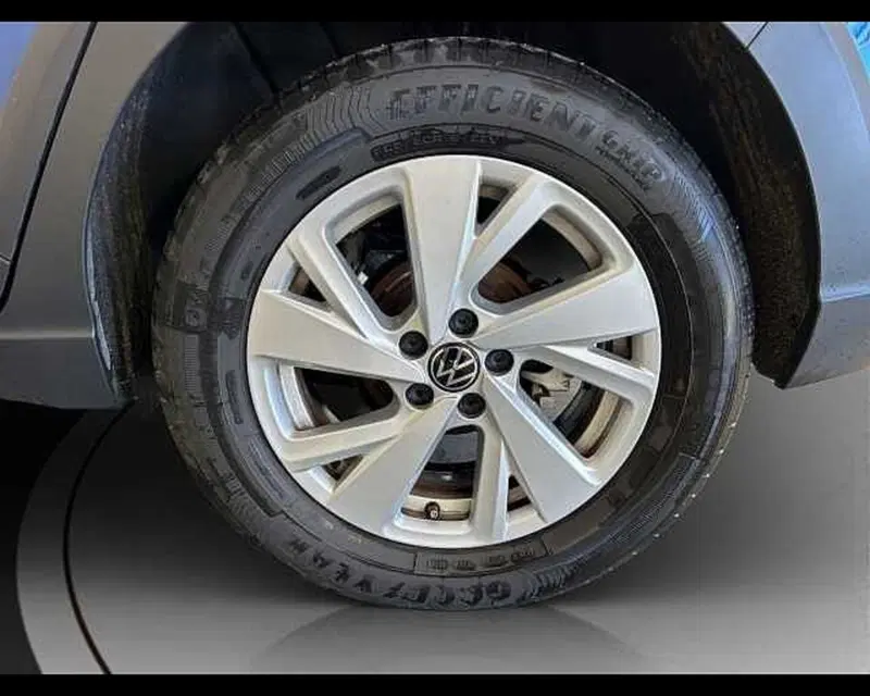 Volkswagen Taigo usata a Roma (11)