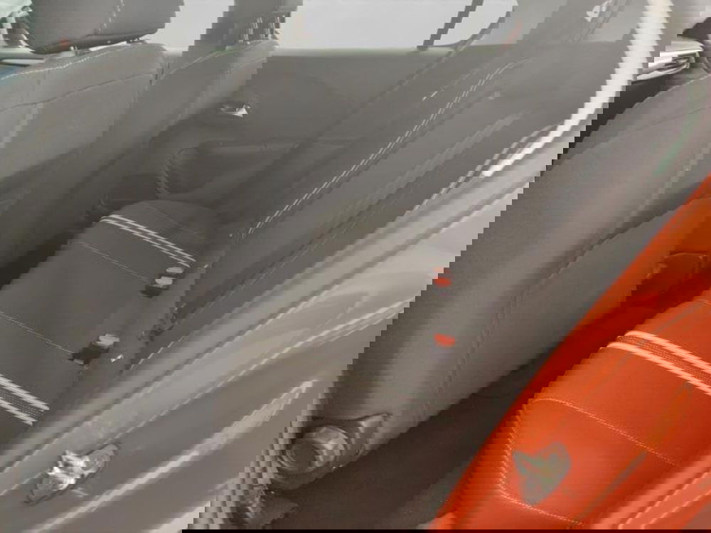 Opel Corsa usata a Genova (10)