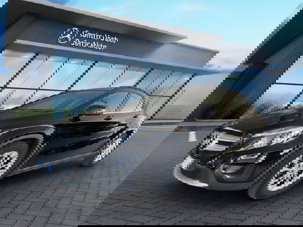 Mercedes-Benz GLA SUV usata a Cosenza