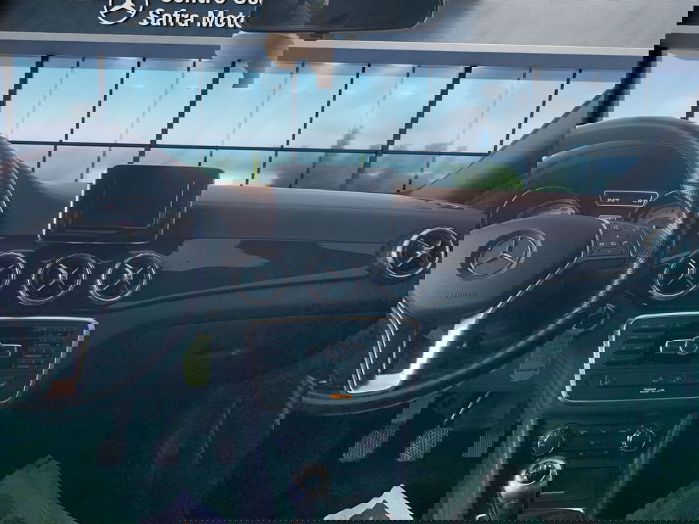 Mercedes-Benz GLA SUV usata a Cosenza (16)