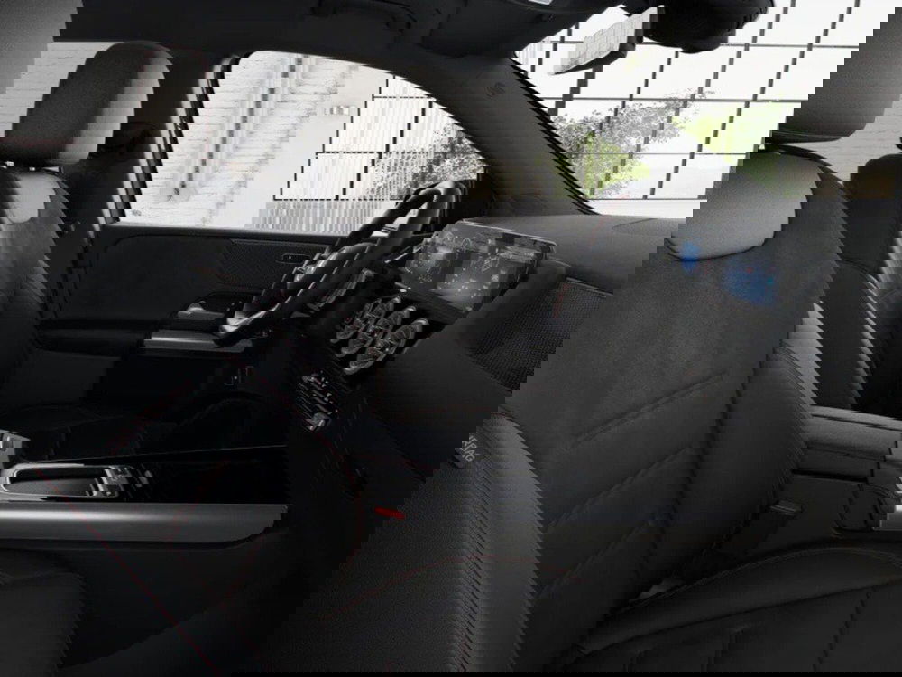 Mercedes-Benz Classe B nuova a Rimini (10)