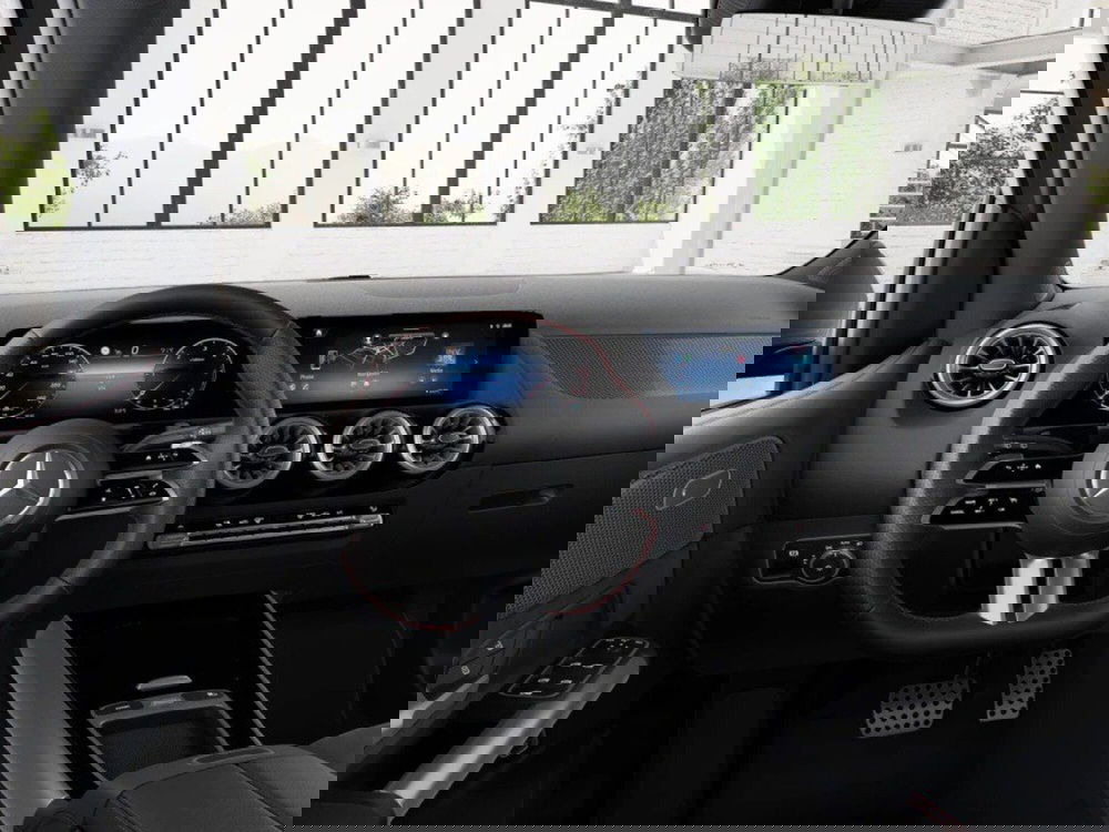 Mercedes-Benz Classe B nuova a Rimini (9)