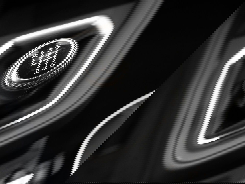 Mitsubishi Colt nuova a Prato (11)