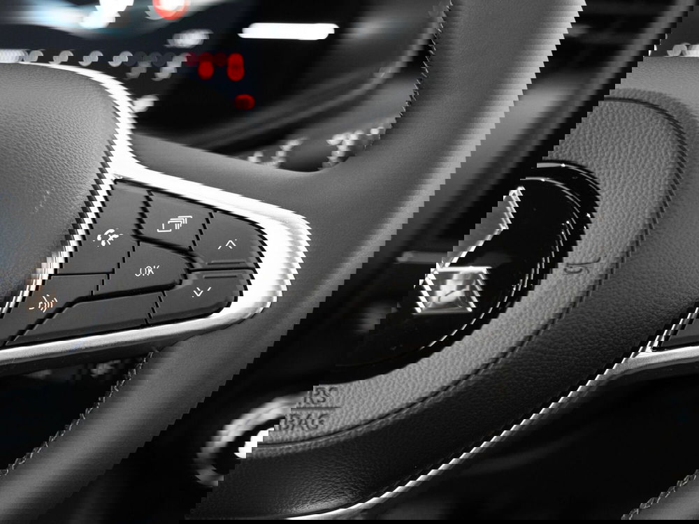 Mitsubishi Colt nuova a Prato (9)