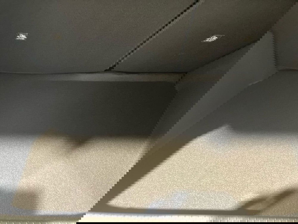 Opel Corsa nuova a Salerno (14)